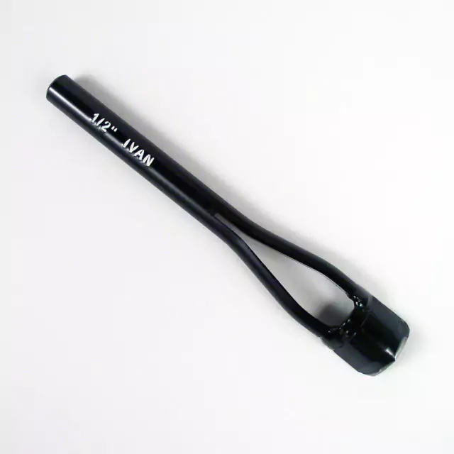 english-point-strap-end-punch-7